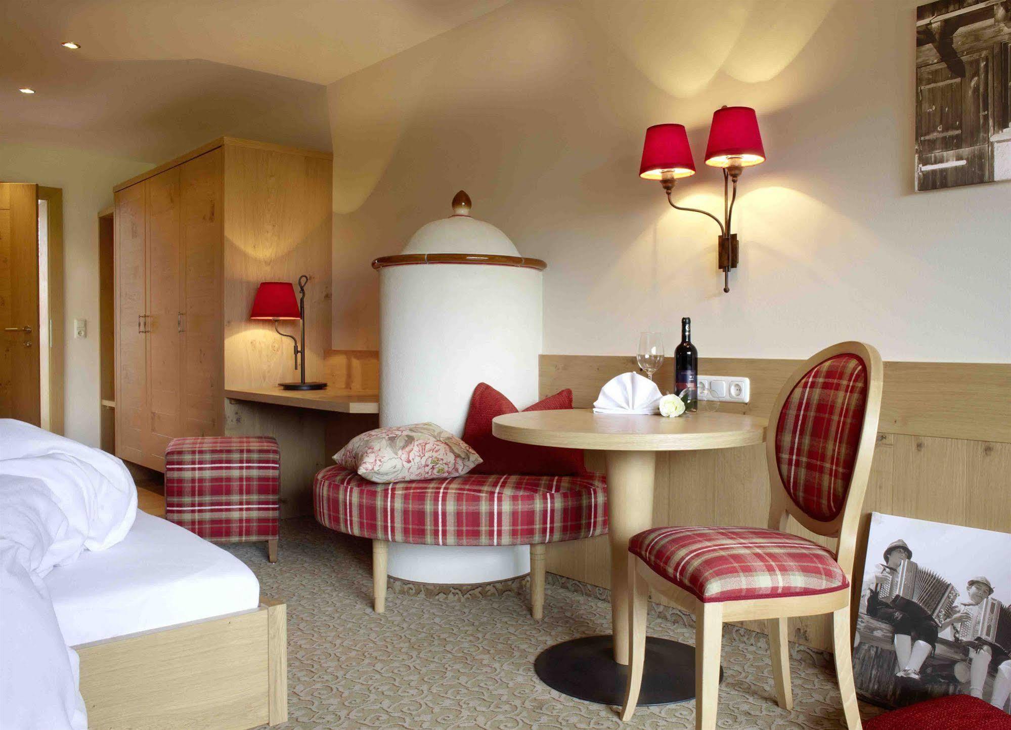 Hotel Post Bach  Dış mekan fotoğraf